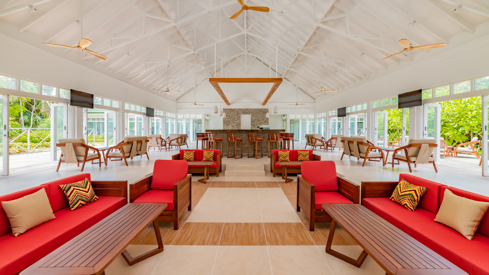 Kulhivaru Bar Siyam World Maldives