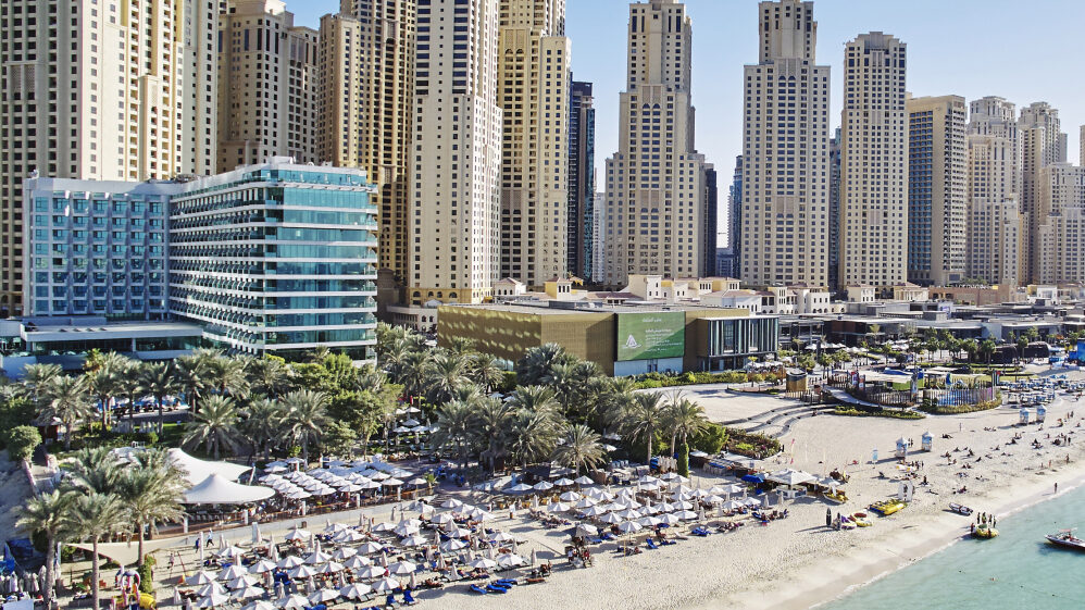 HiltonDubaiJumeirah_BeachView