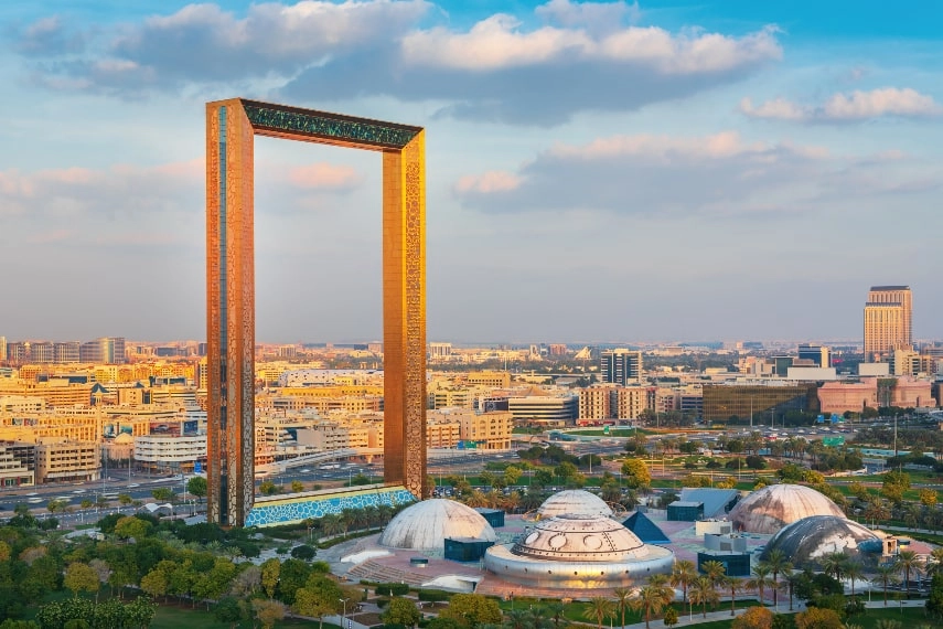 Visit the Dubai Frame