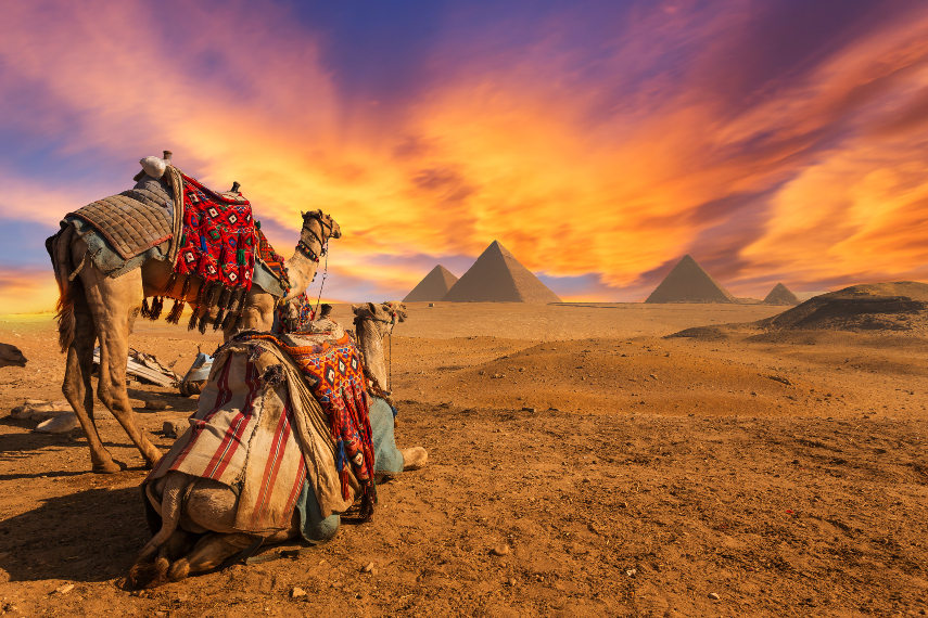 Egypt a warmest place in April