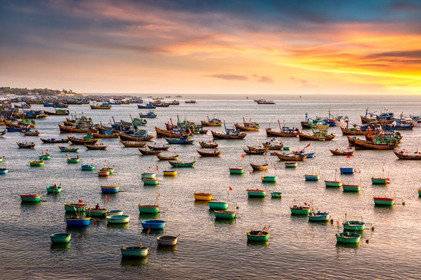 Vibrant stunning coastline Mũi Né, Vietnam