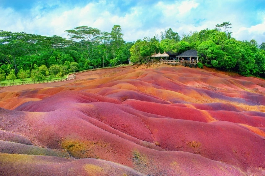 Visit Seven colored earth , Mauritius in August
