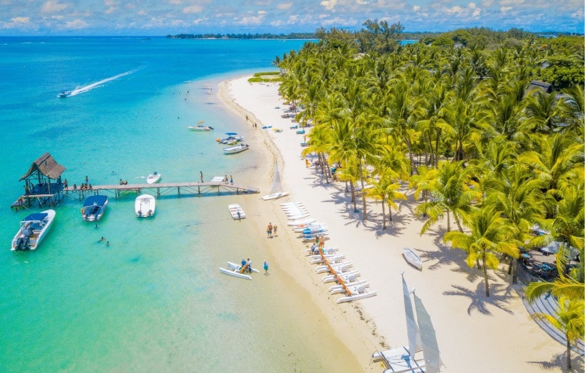 Visit Trou aux beach at Mauritius in August