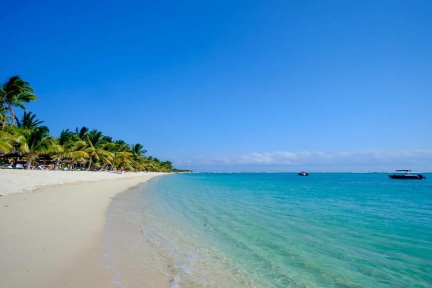 Weather in Flic en Flac coastine Mauritius in September