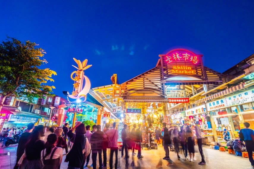 Explore Shilin Night Market