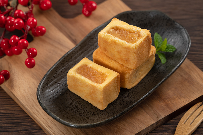 Pineapple cake