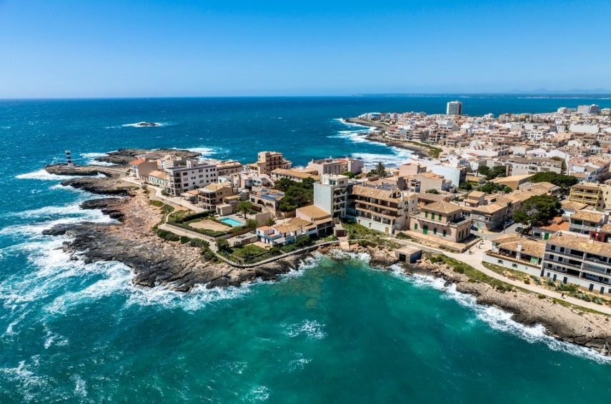 Balearic Islands in Mallorca, to visit in April