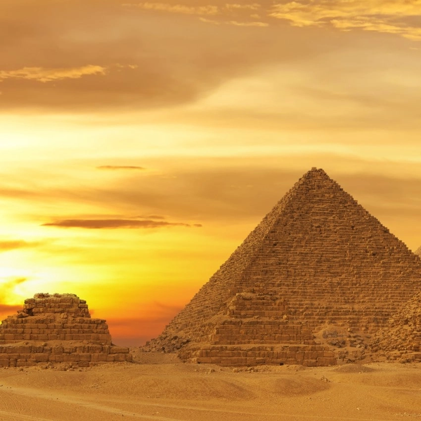 Egyptian pyramids in Giza to visit in March