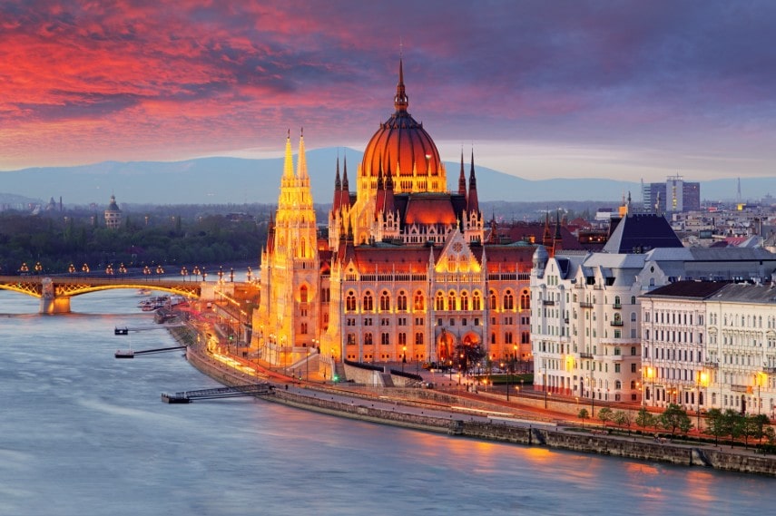 Hungarian parliament, Budapest to visit in January
