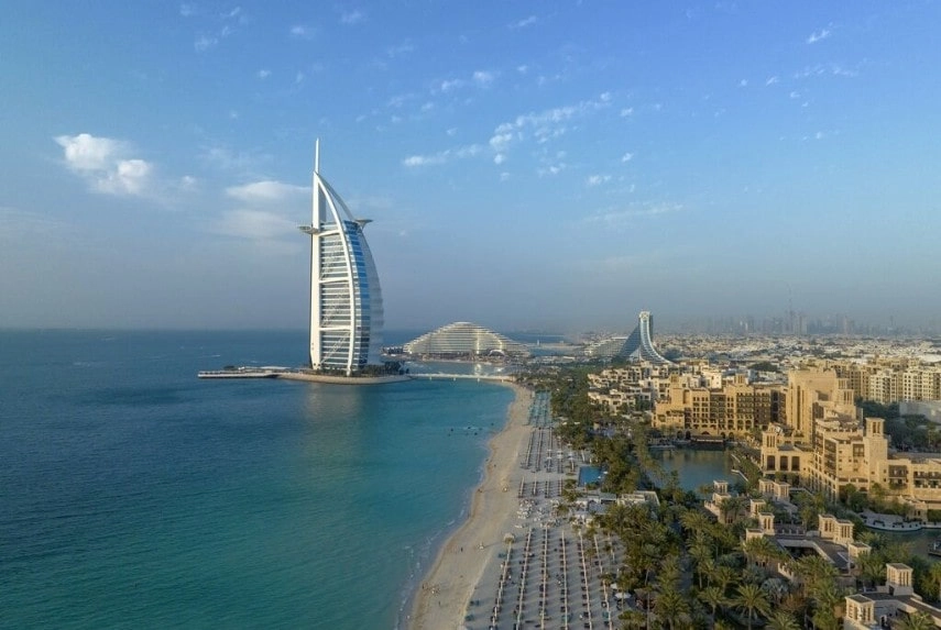 Burj Al Arab in Dubai, best attraction to visit
