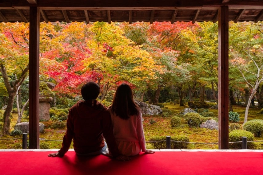 Young couple enjoying in Japan