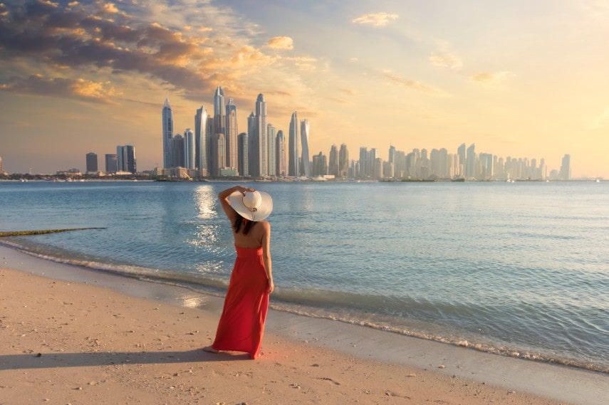 Outfits to wear in Dubai in September