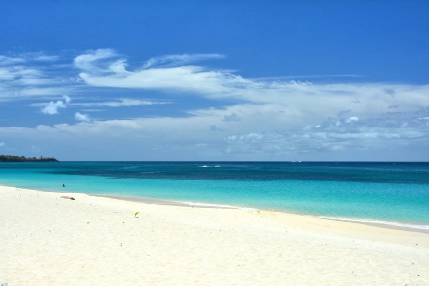 White sand beach to visit in Grenada in March