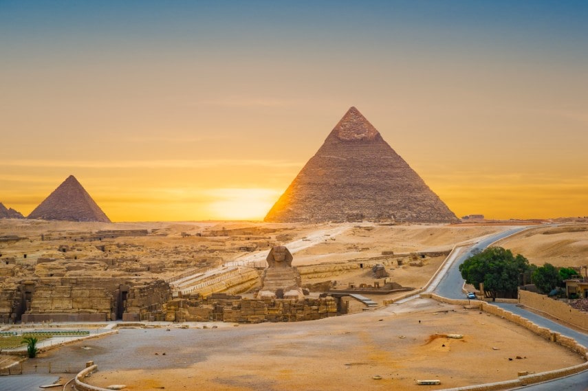 Visit pyramids in Egypt with beautiful weather in September