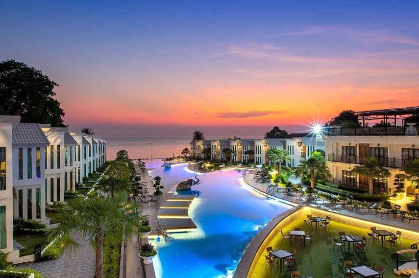 Vannee Golden Sands Beachfront Resort in Koh Phangan