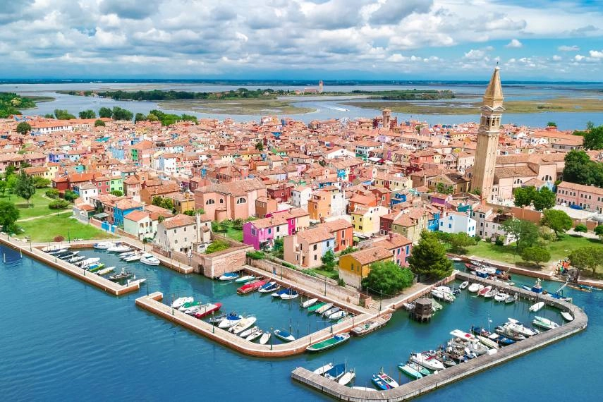Visit at Colorful Burano Island in Venice