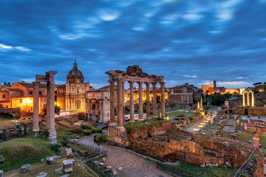 Visit at Roman Forum, Rome in February