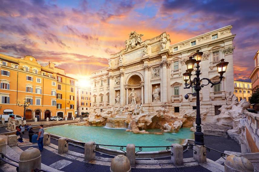 Visit at Trevi Fountain, Rome in February