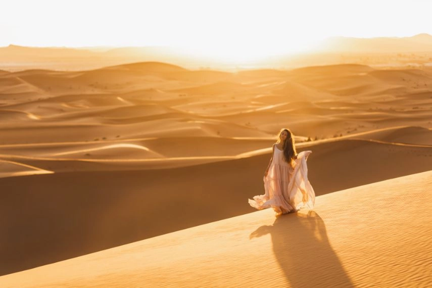 Visit at the golden Sahara in February