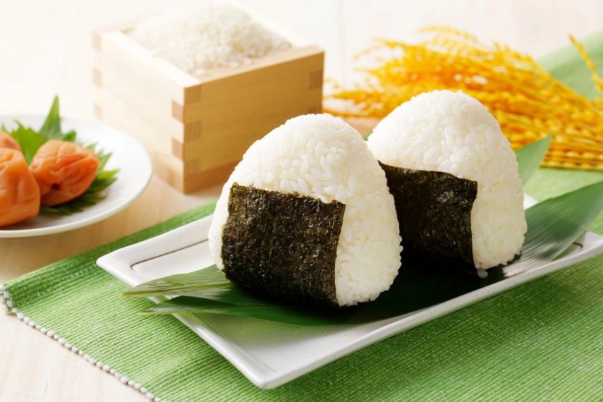 japanese onigiri