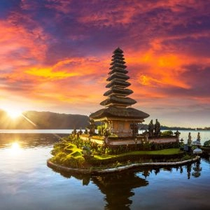 pura ulun danu bratan temple in Bali