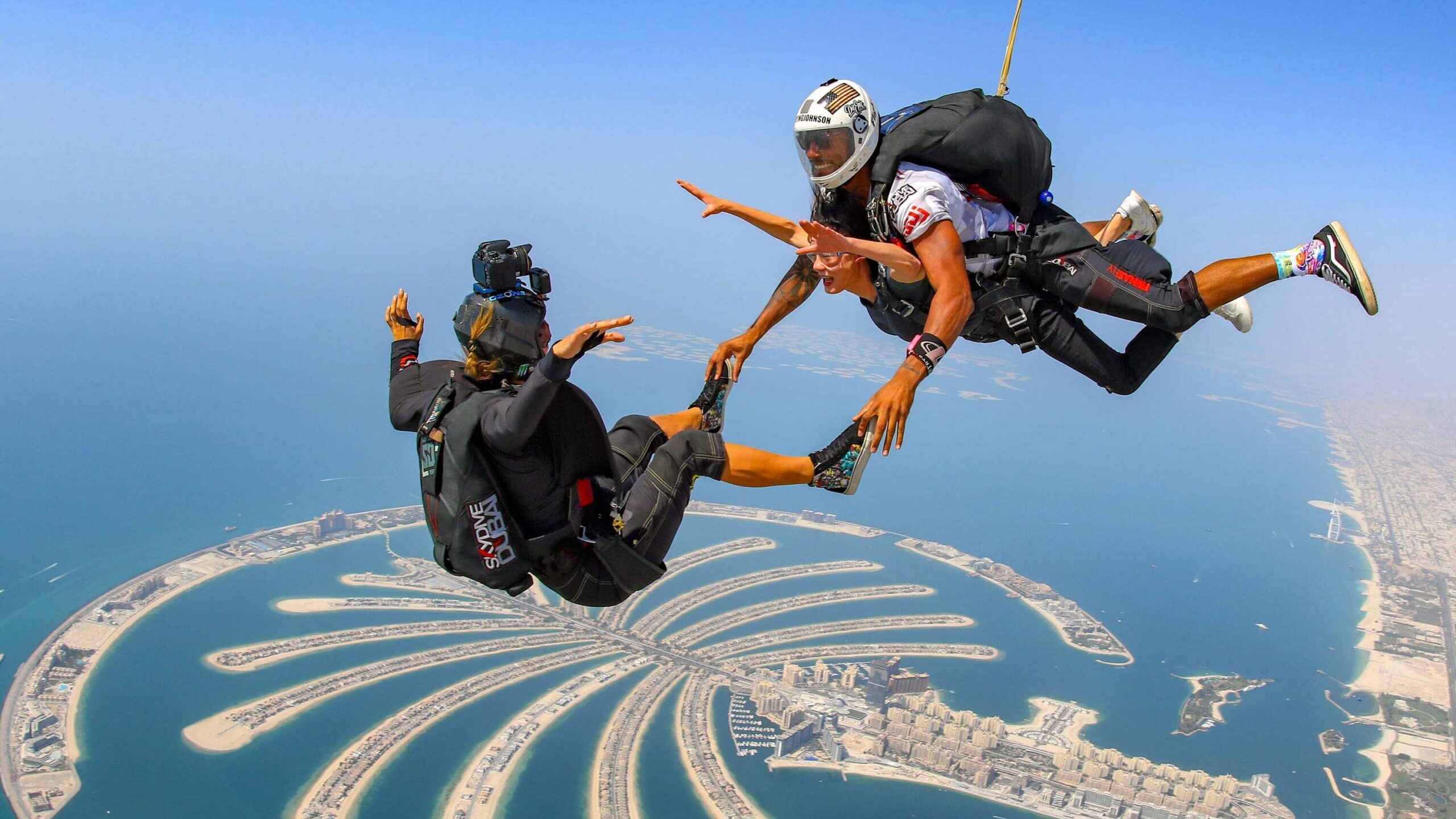 skydiving above dubai